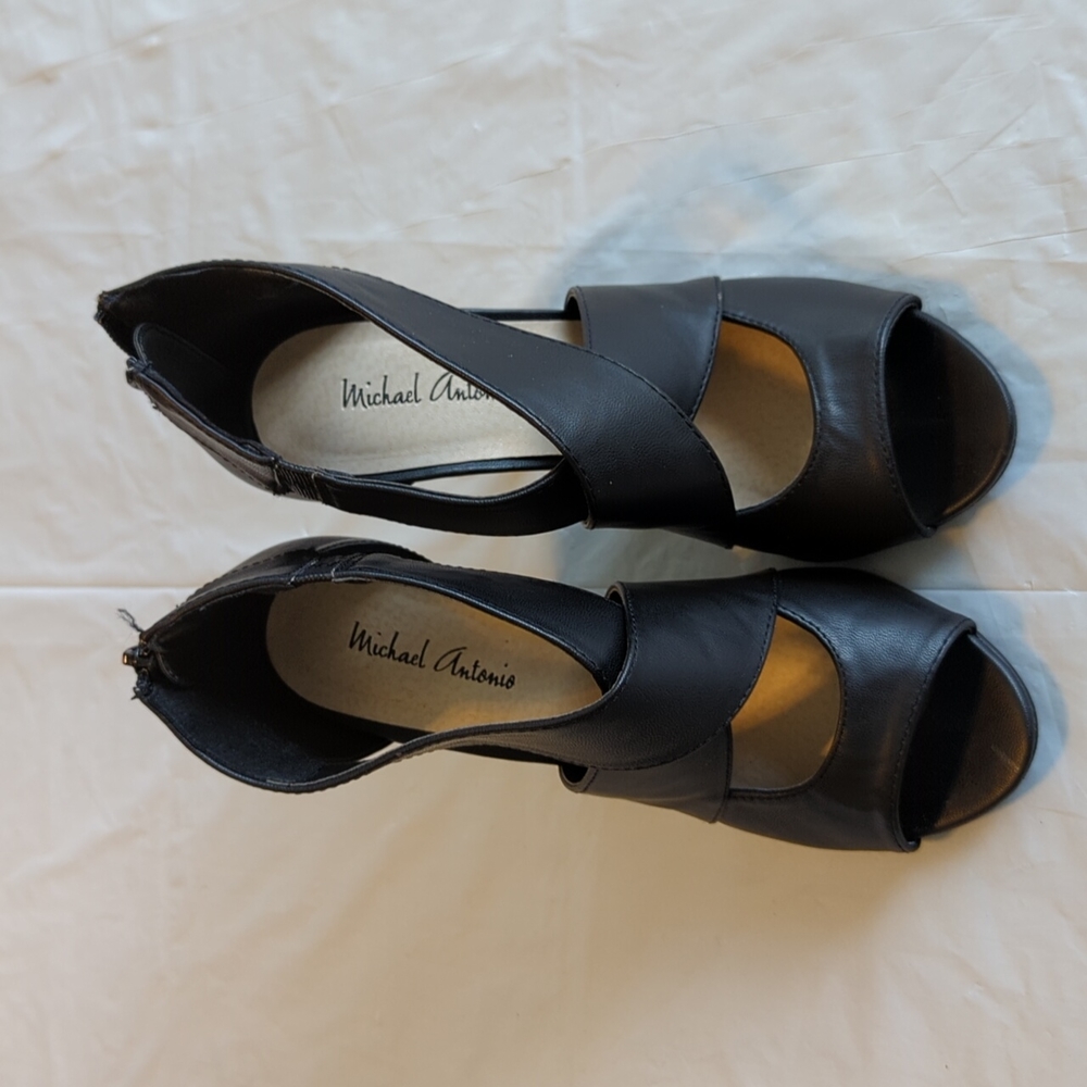 Michael Antonio Black Open Toe Heels
